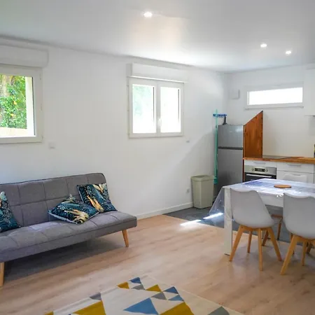 Maison A Rouen Jusqu'a 6 Personnes, Centre-ville * Saint-Leger-du-Bourg-Denis